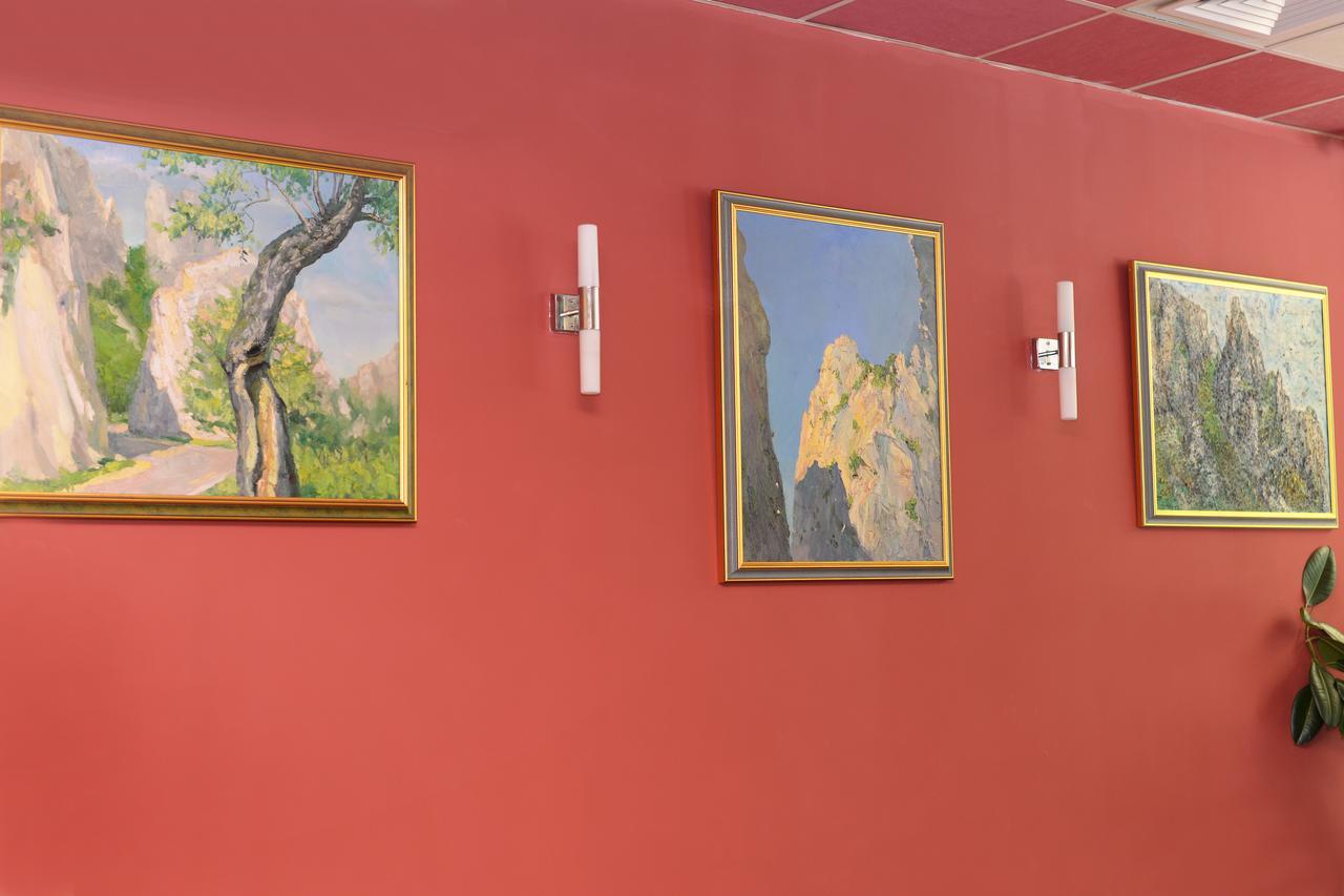 Family Art-Hotel Zora Vratsa Екстер'єр фото