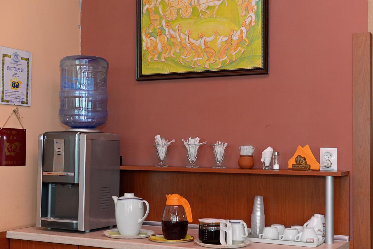 Family Art-Hotel Zora Vratsa Екстер'єр фото