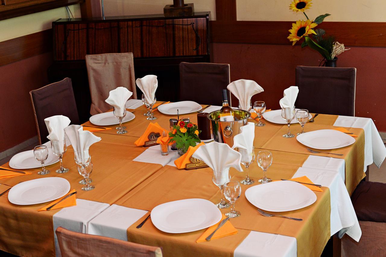 Family Art-Hotel Zora Vratsa Екстер'єр фото