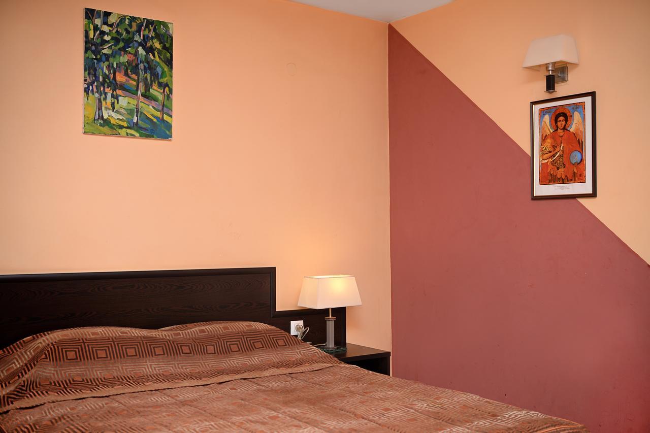 Family Art-Hotel Zora Vratsa Екстер'єр фото
