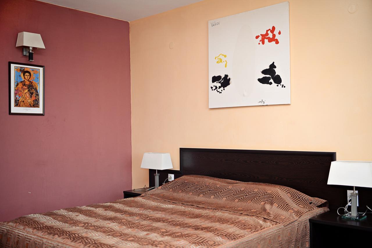 Family Art-Hotel Zora Vratsa Екстер'єр фото