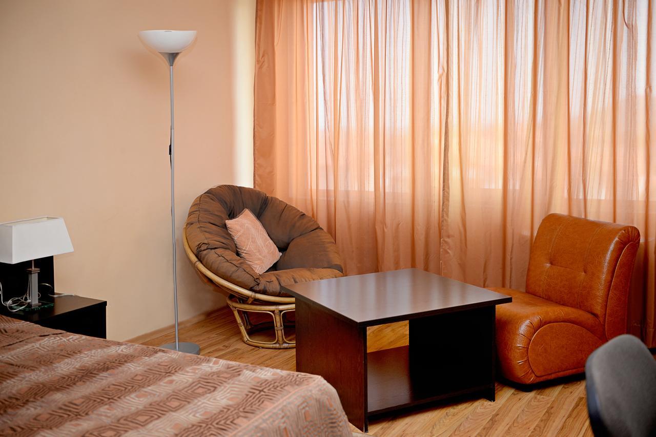 Family Art-Hotel Zora Vratsa Екстер'єр фото