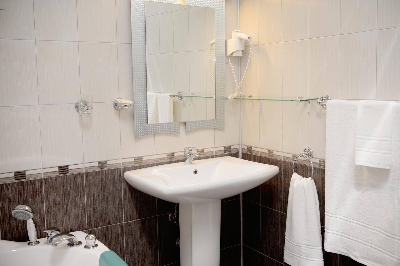 Family Art-Hotel Zora Vratsa Екстер'єр фото