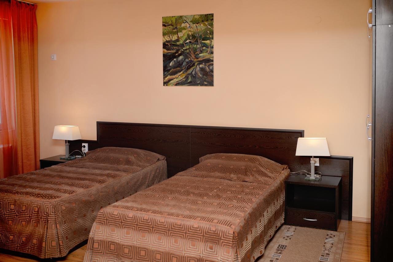 Family Art-Hotel Zora Vratsa Екстер'єр фото